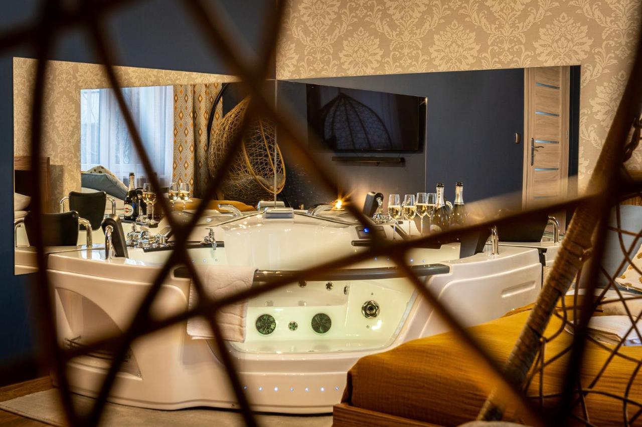 Exclusive Apartment Centrum 2 Wadowice Ngoại thất bức ảnh